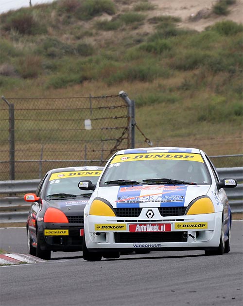 Martin vd Brink winnaar Clio Junior race